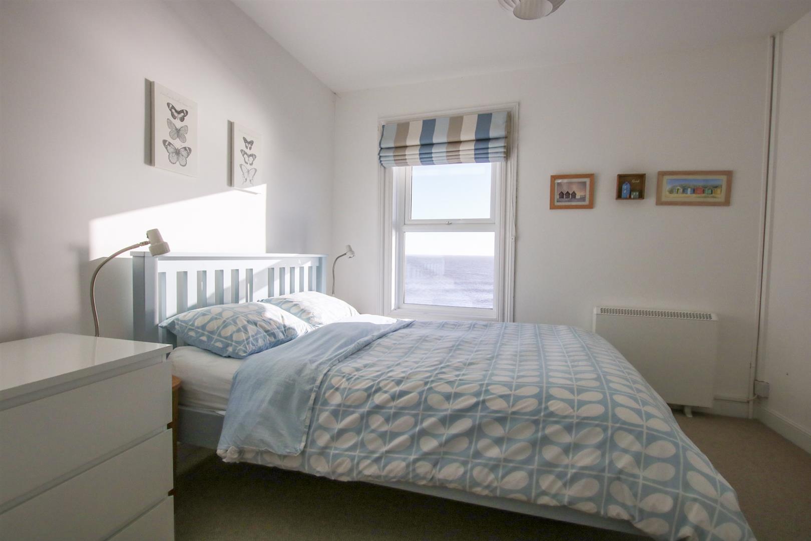 North Parade, Southwold Gallery Image